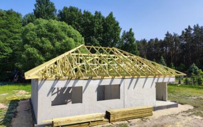 Dach prefabrykowany (wiązary) czy więźba tradycyjna?